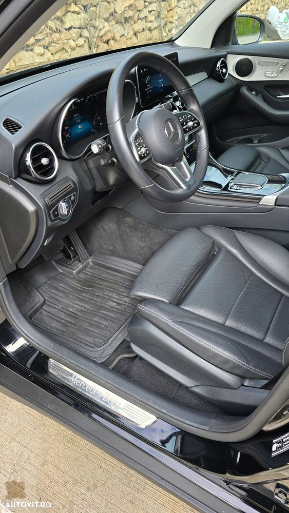 Mercedes-Benz GLC - 23
