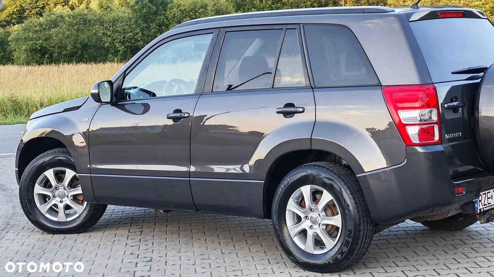 Suzuki Grand Vitara 1.9 DDiS Comfort DPF Limited - 20