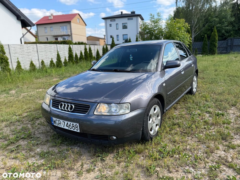 Audi A3 Sportback 1.8 Attraction - 1