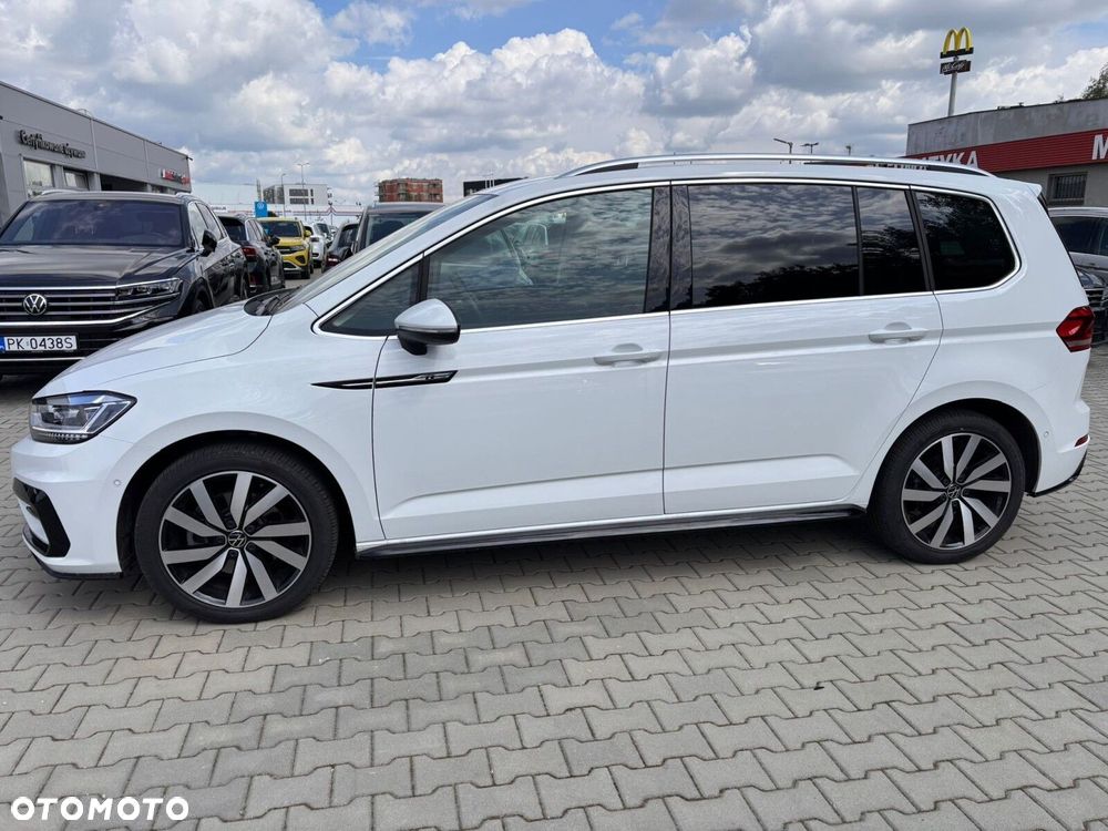Volkswagen Touran - 4