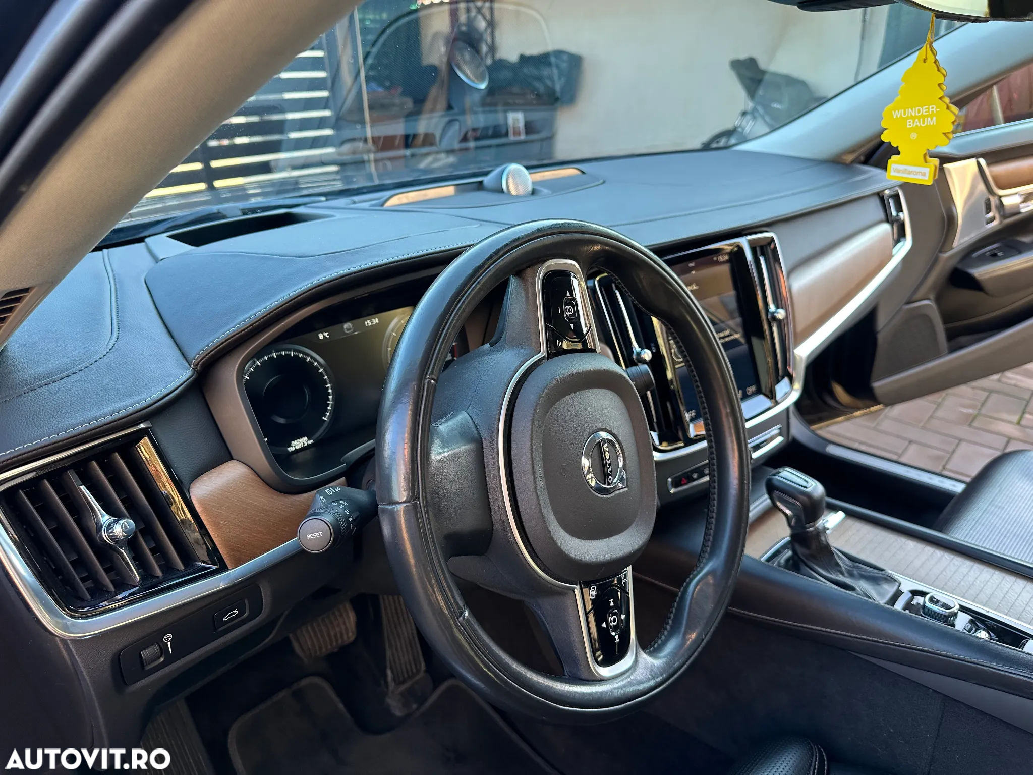 Volvo S90 D5 AWD Geartronic Inscription - 5