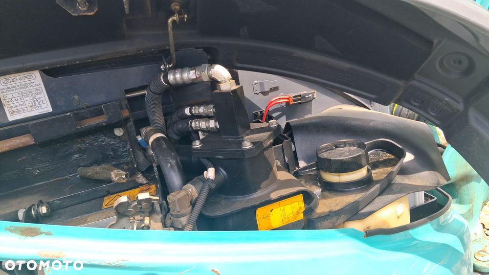 Kobelco SK30 SR/6E - 18