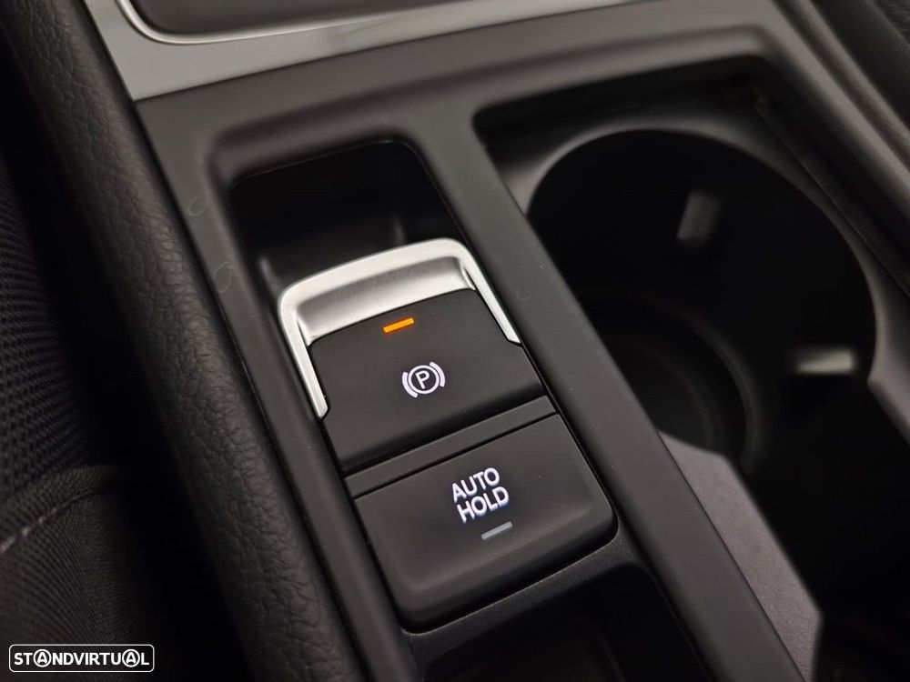 VW Golf 1.0 TSI Confortline DSG - 35