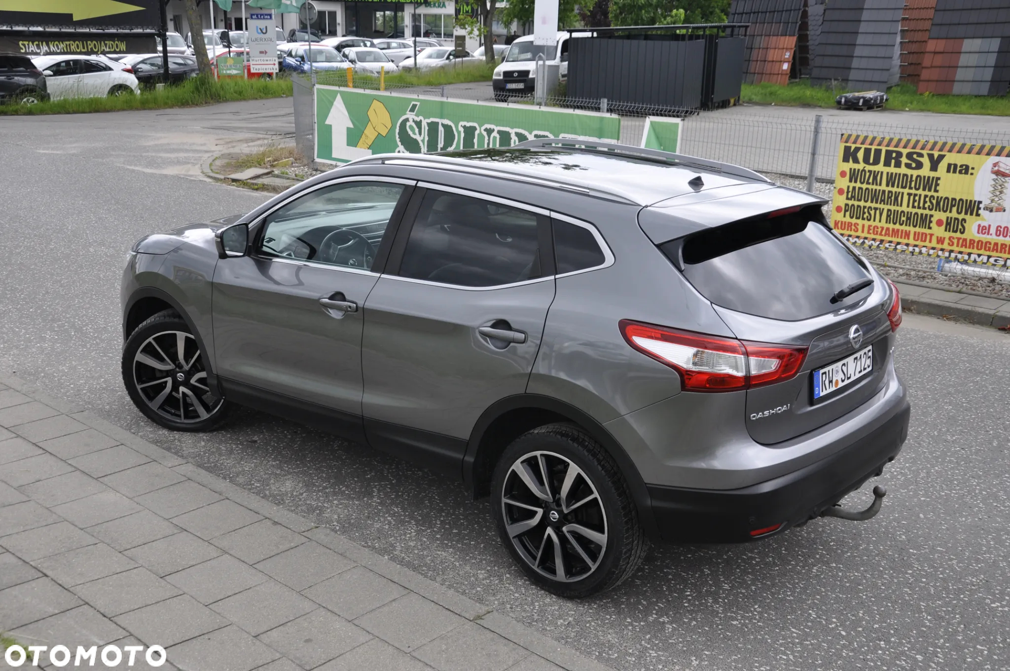 Nissan Qashqai 1.6 dCi Xtronic TEKNA - 13