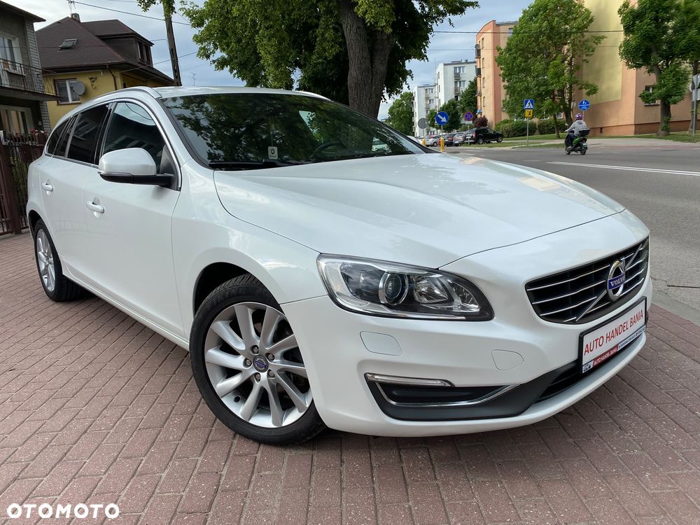 Volvo V60 D4 Momentum - 15