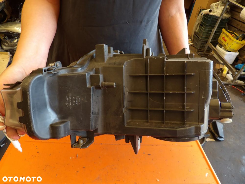 BMW - F30 - H7 - LEWA LAMPA PRZEDNIA - UK - 7259539 - 7