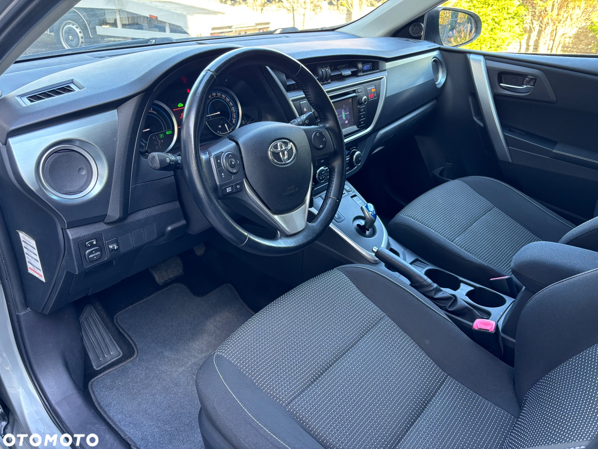 Toyota Auris 1.8 Hybrid Life - 5