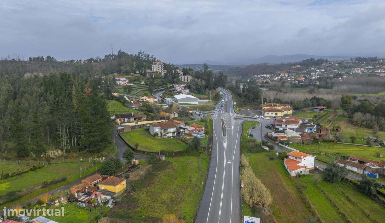 Moradia T4 de Arquitetura Francesa em Serém – Macinhata de Vouga - Grande imagem: 2/38