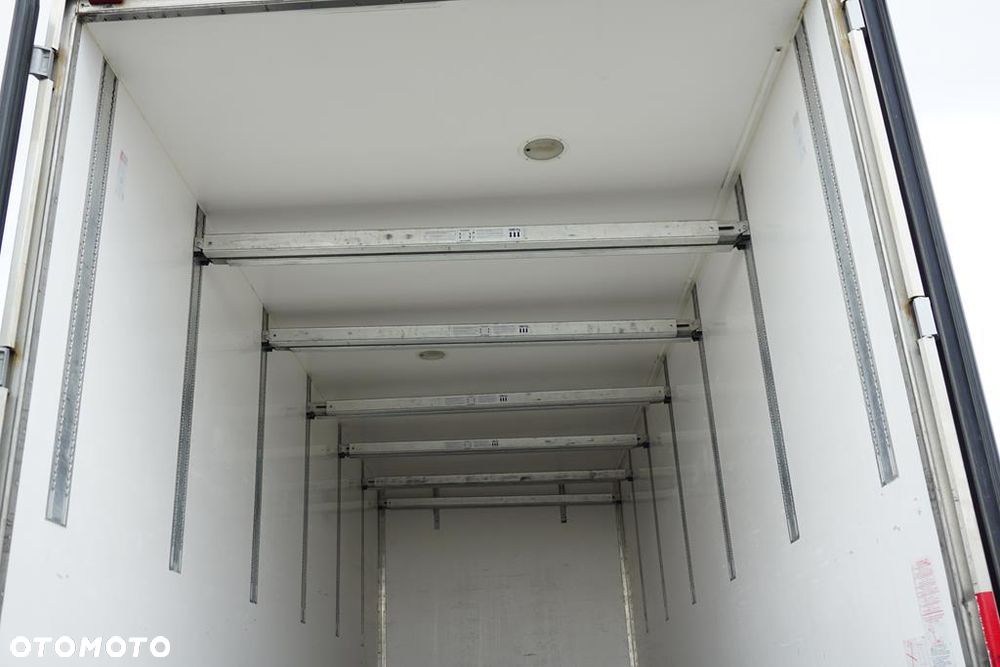 SVAN TANDEM / IZOTERMA / DŁ. 7,35 M / DOPPELSTOCK / 18 PALET - 18