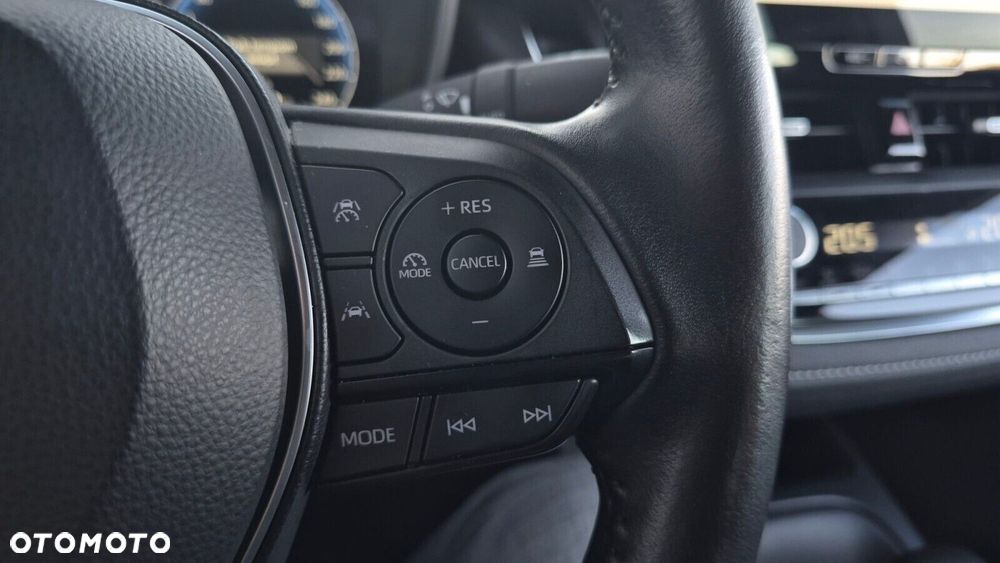 Toyota Corolla 1.8 Hybrid Comfort - 23