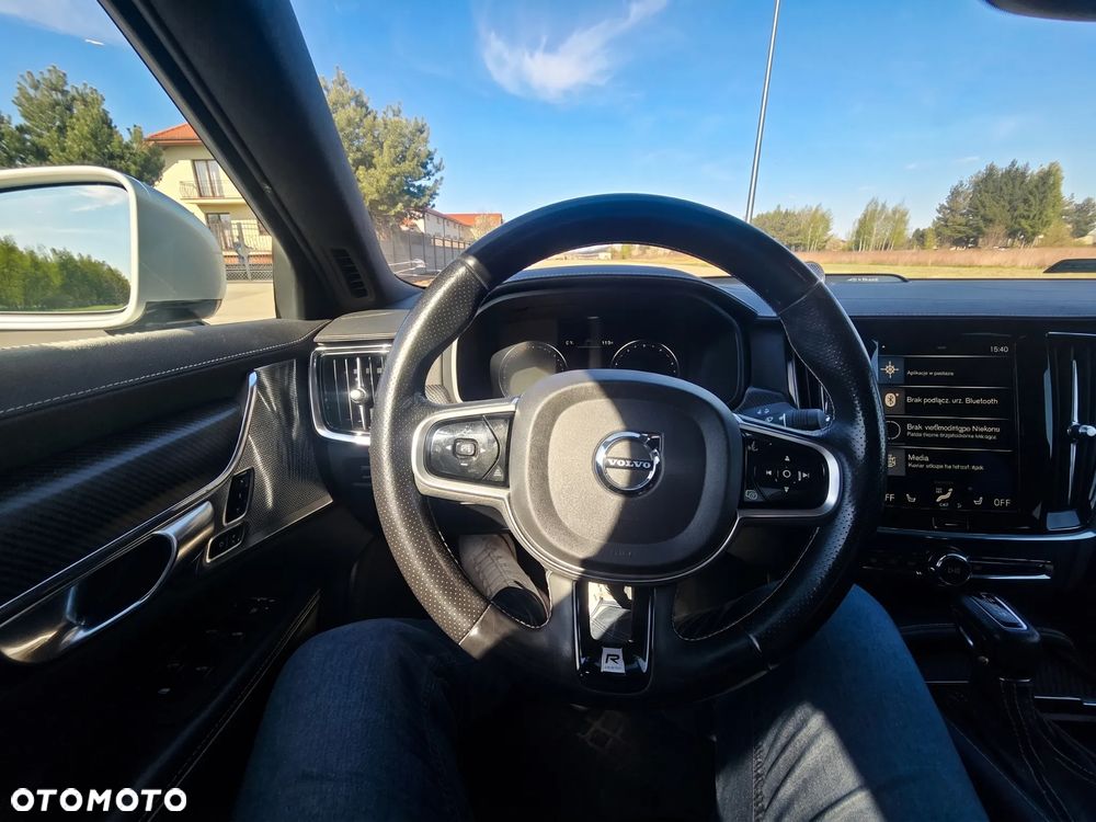 Volvo S90 T6 AWD R-Design - 10