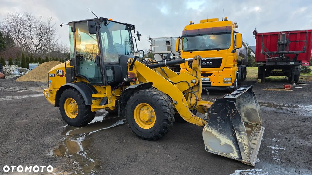 Caterpillar 907M - 3
