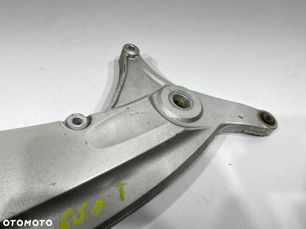 Wahacz Suzuki Burgman 650 - 4