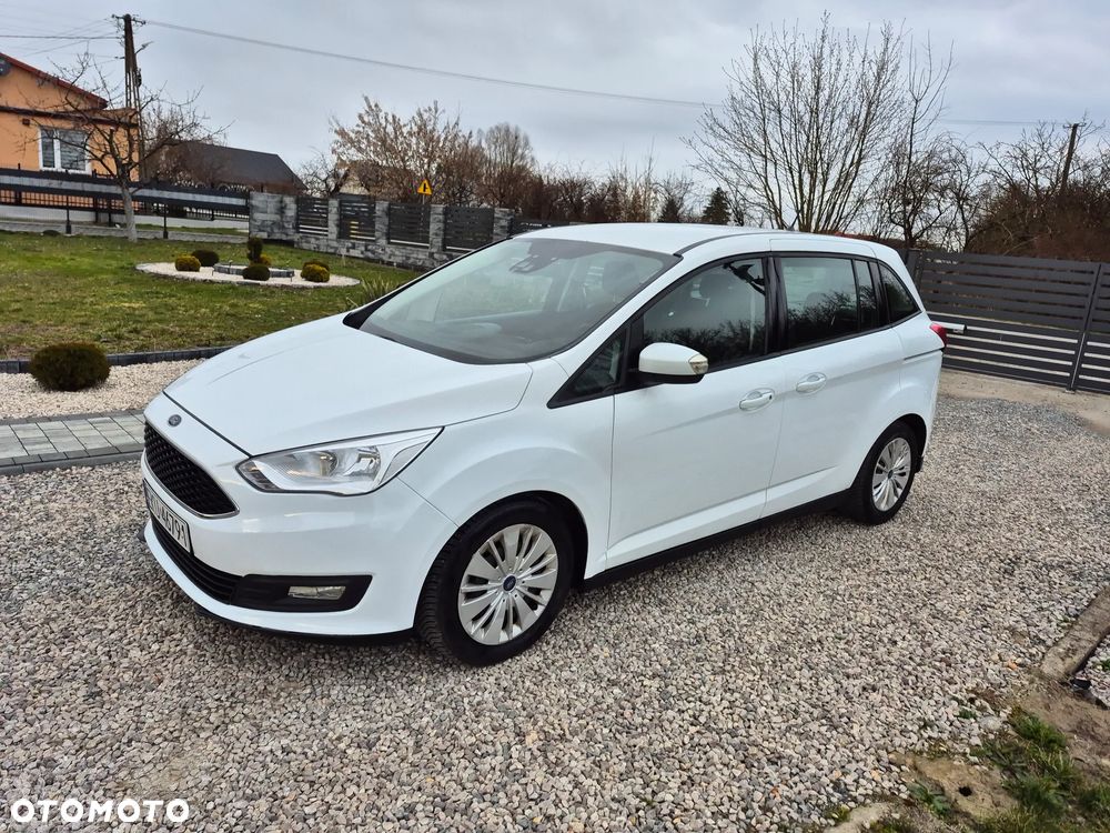 Ford Grand C-MAX - 19