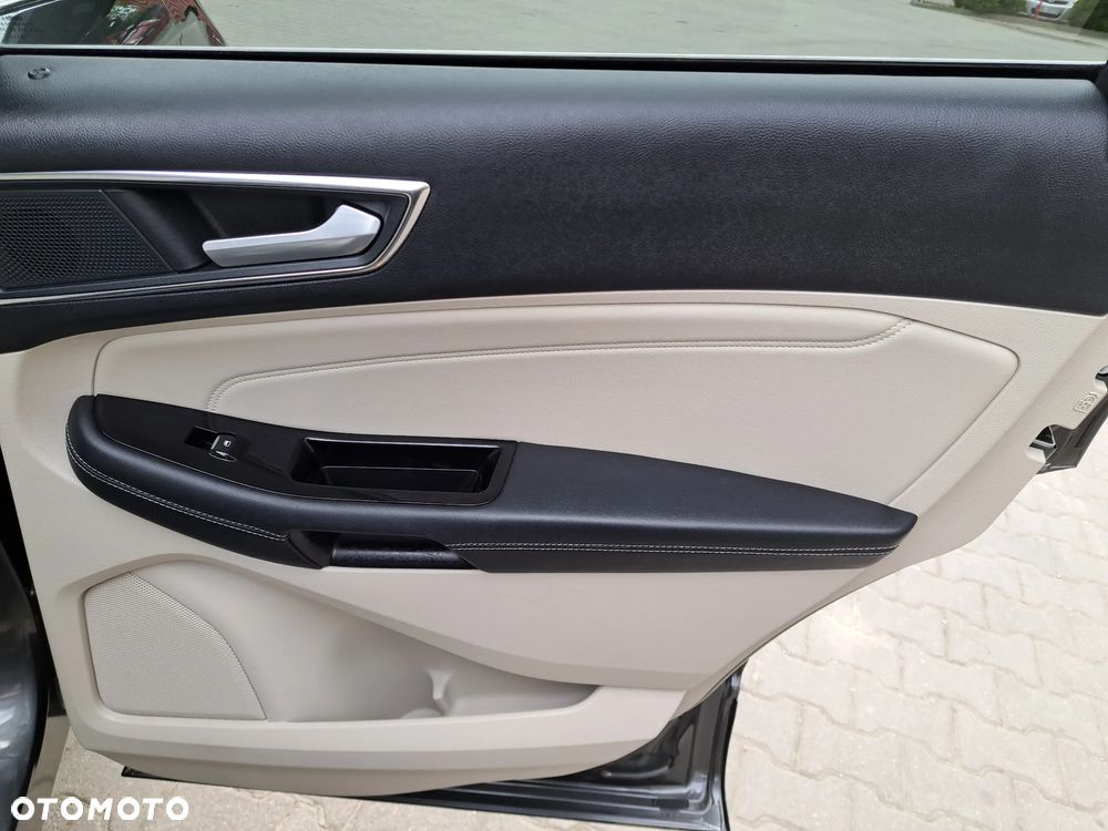 Ford Edge - 28