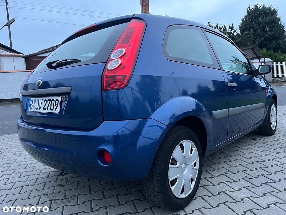 Ford Fiesta - 8