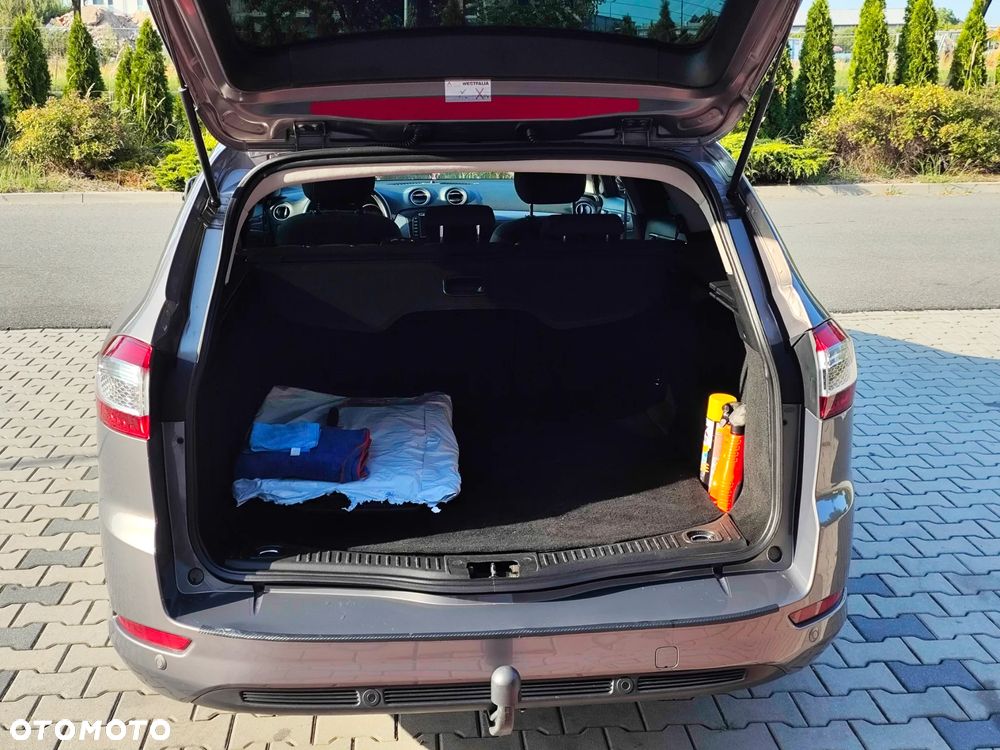 Ford Mondeo 1.6 T Titanium - 12
