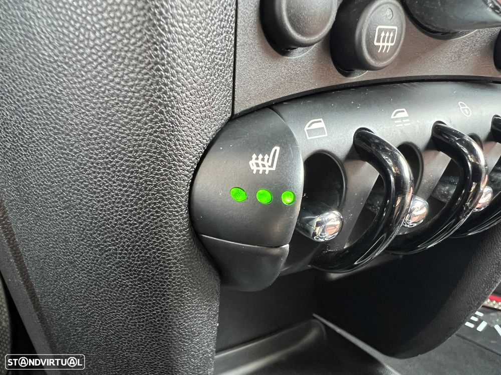 MINI Cabrio Cooper D Highgate - 50