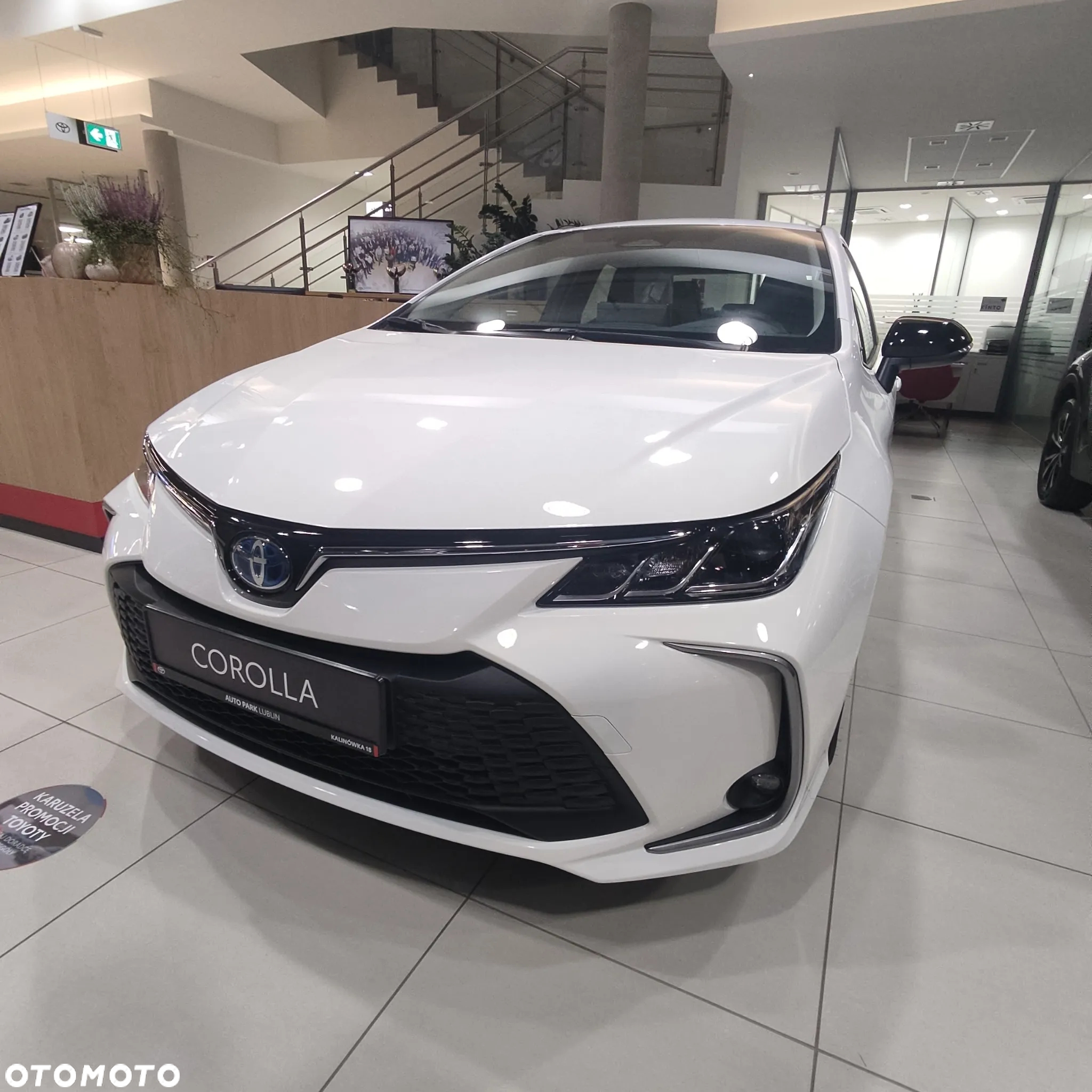Toyota Corolla 1.8 Hybrid Comfort - 2