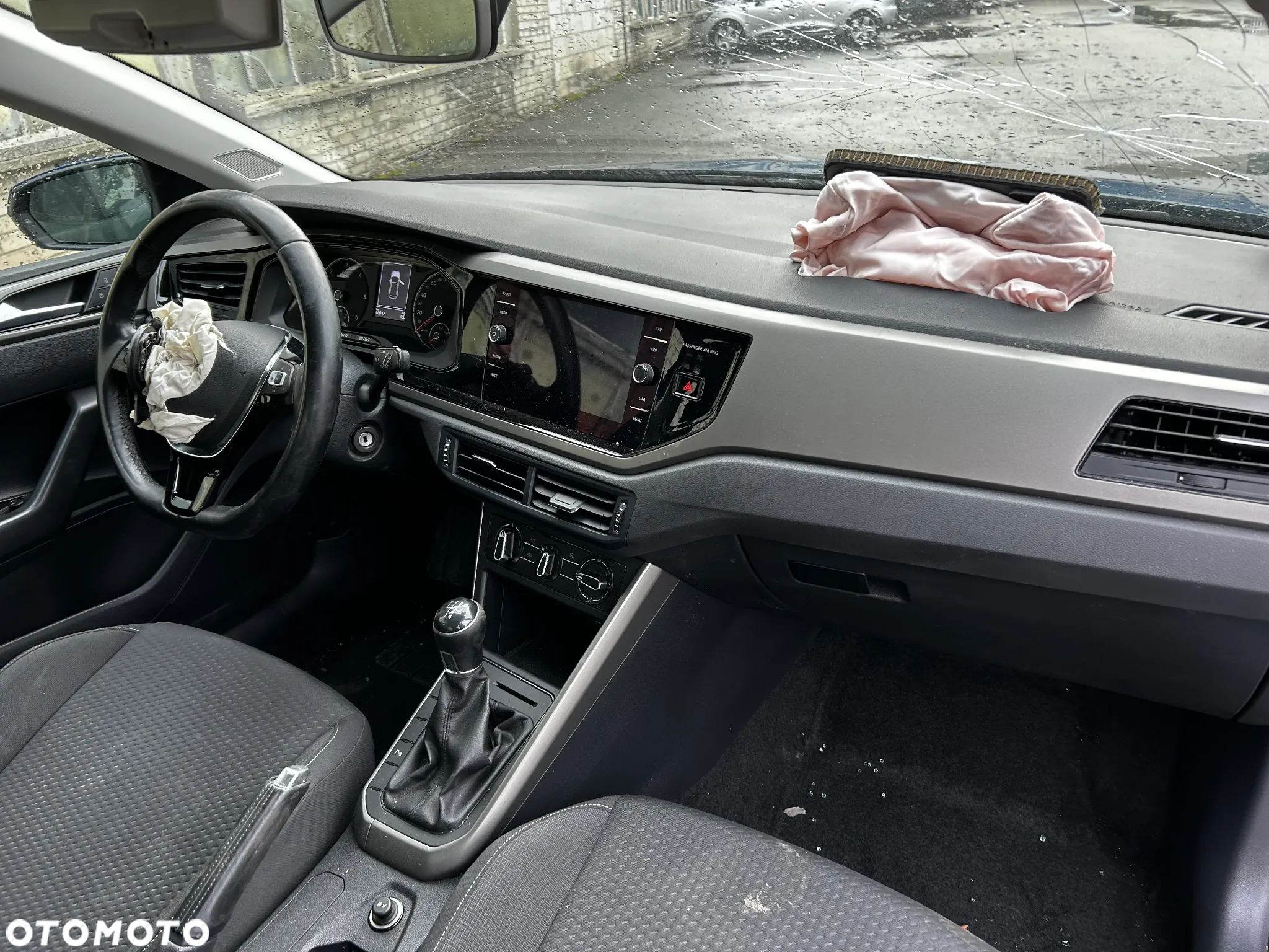 Volkswagen Polo - 17
