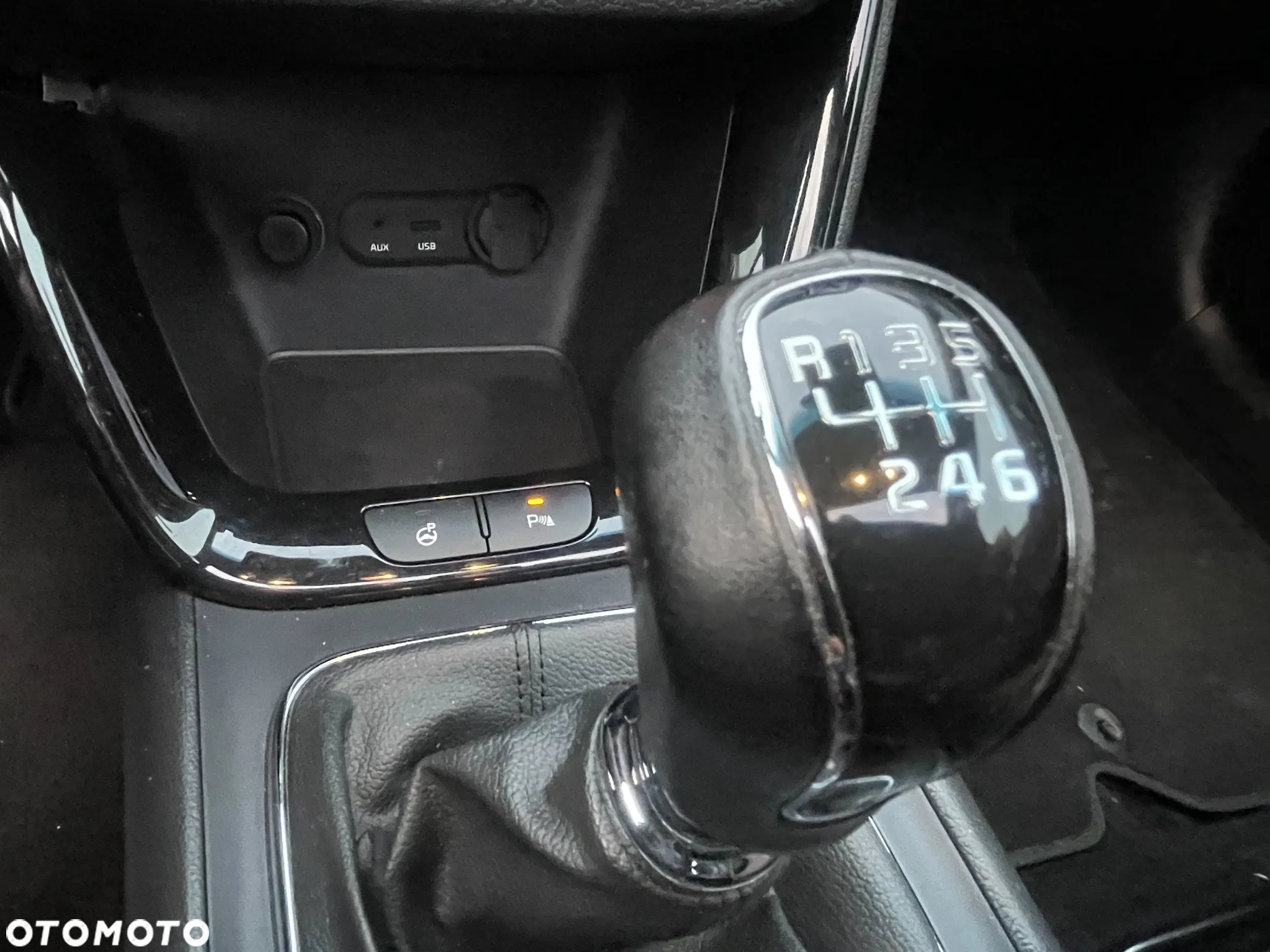 Kia Ceed Cee'd 1.6 GDI L - 26