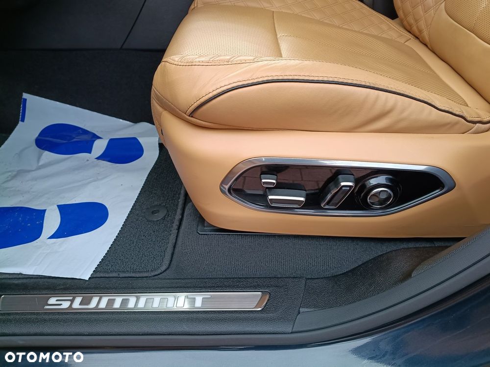 Jeep Grand Cherokee - 14