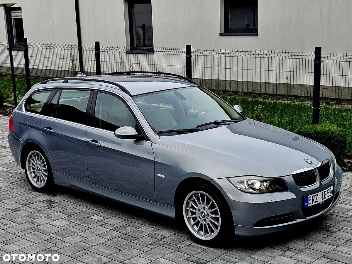 BMW Seria 3 330xd DPF Touring - 16