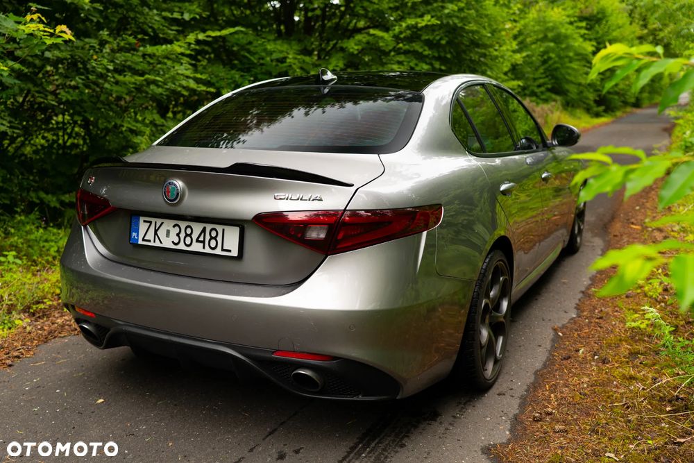 Alfa Romeo Giulia - 26
