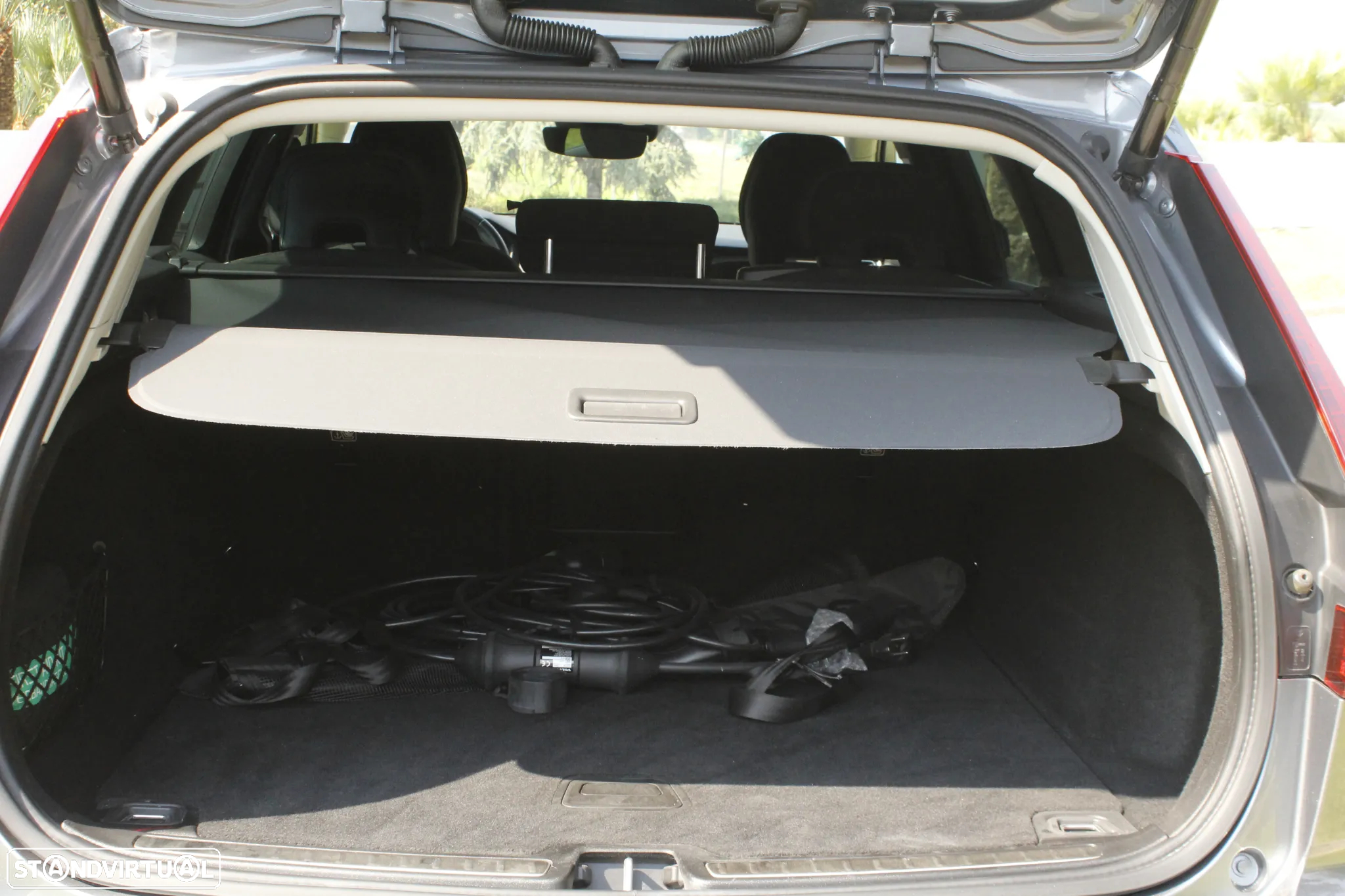 Volvo V60 2.0 T6 AWD TE Inscription - 9