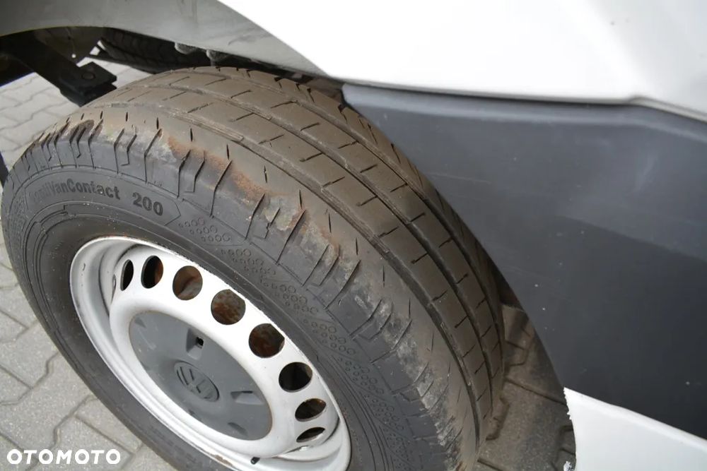 Volkswagen CRAFTER 35 2.0TDI - 23