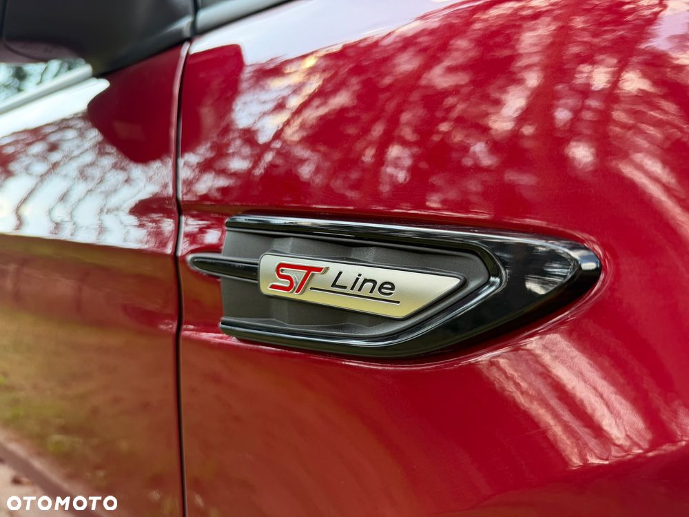 Ford Kuga 1.5 EcoBoost ST-LINE - 17