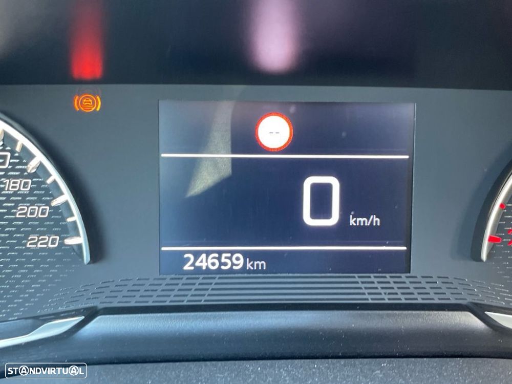 Peugeot 2008 1.2 PureTech Style - 3