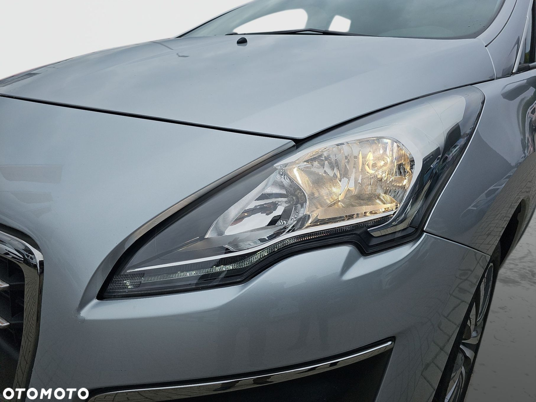 Peugeot 3008 1.6 HDi Active - 12