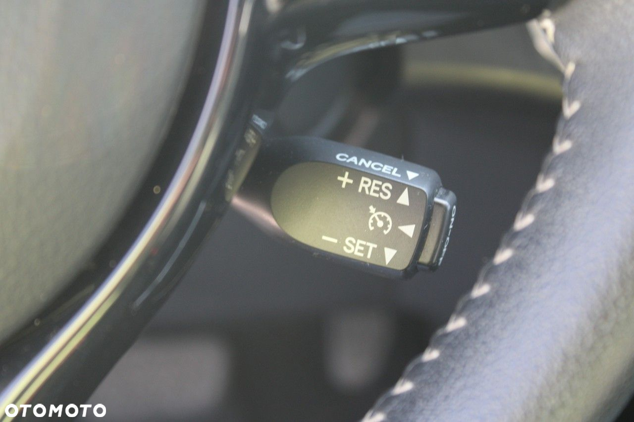 Toyota Yaris - 21