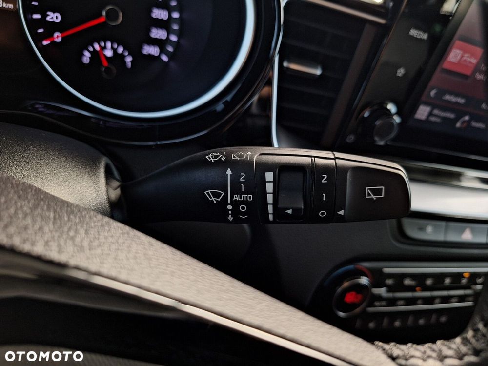 Kia Ceed 1.5 T-GDI L - 38