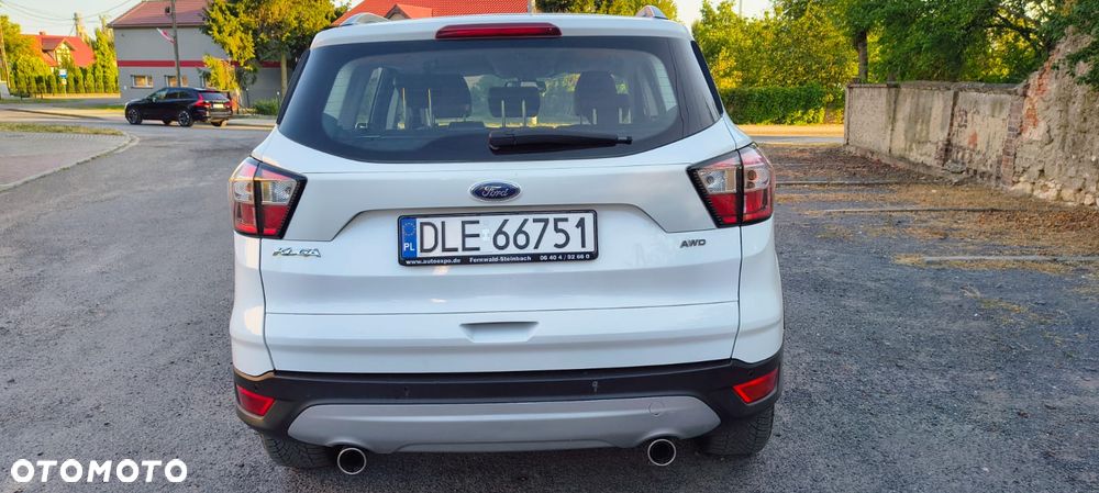 Ford Kuga 2.0 TDCi AWD Titanium - 4