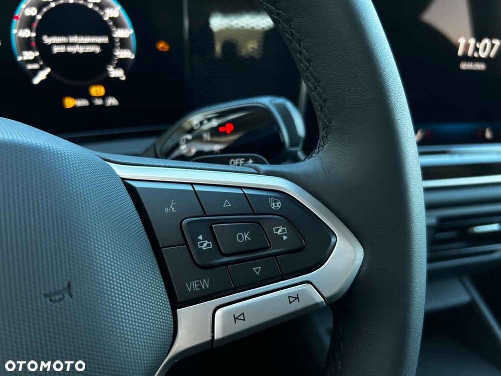 Volkswagen Tiguan - 11