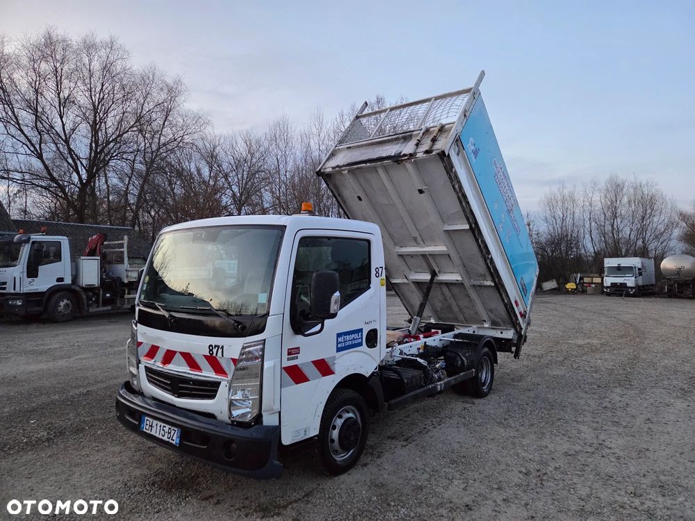 Renault Maxity Cabstar - 2