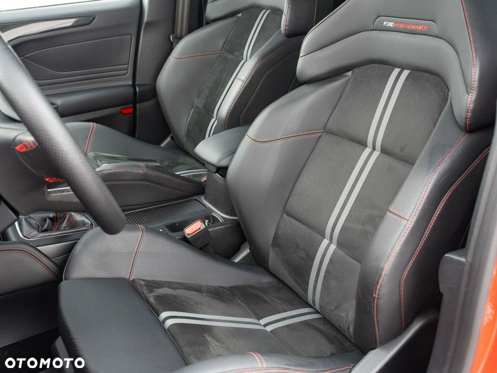 Ford Focus 2.3 EcoBoost ST X - 12
