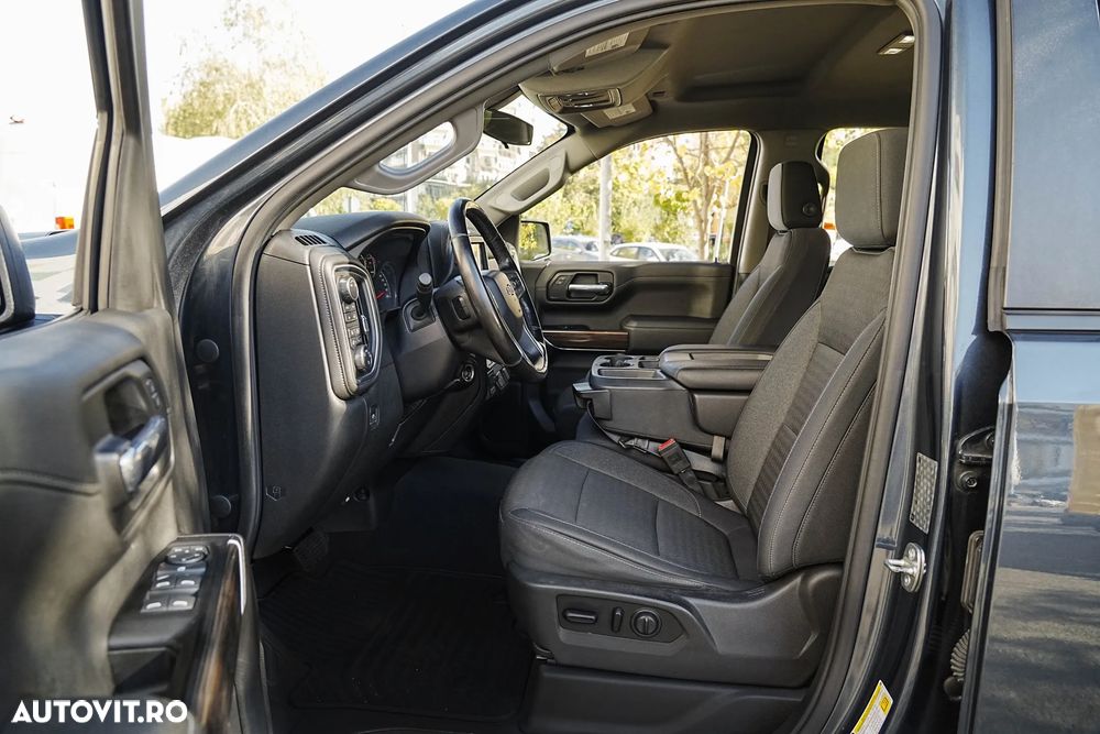 Chevrolet Silverado - 9