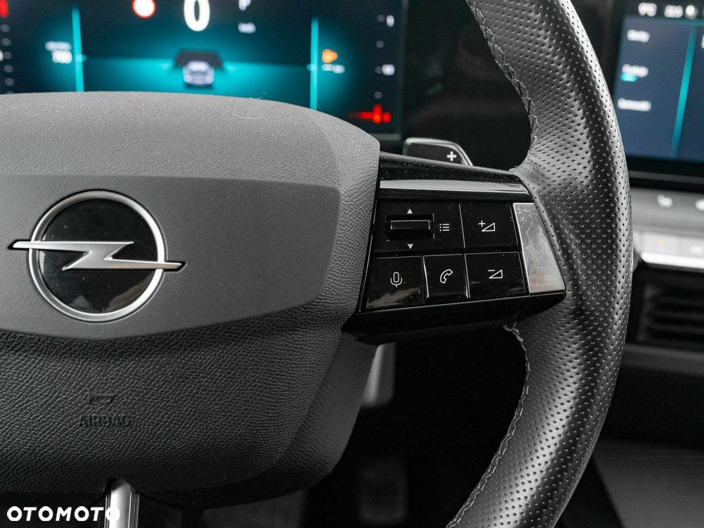 Opel Astra 1.2 T Elegance S&S - 18