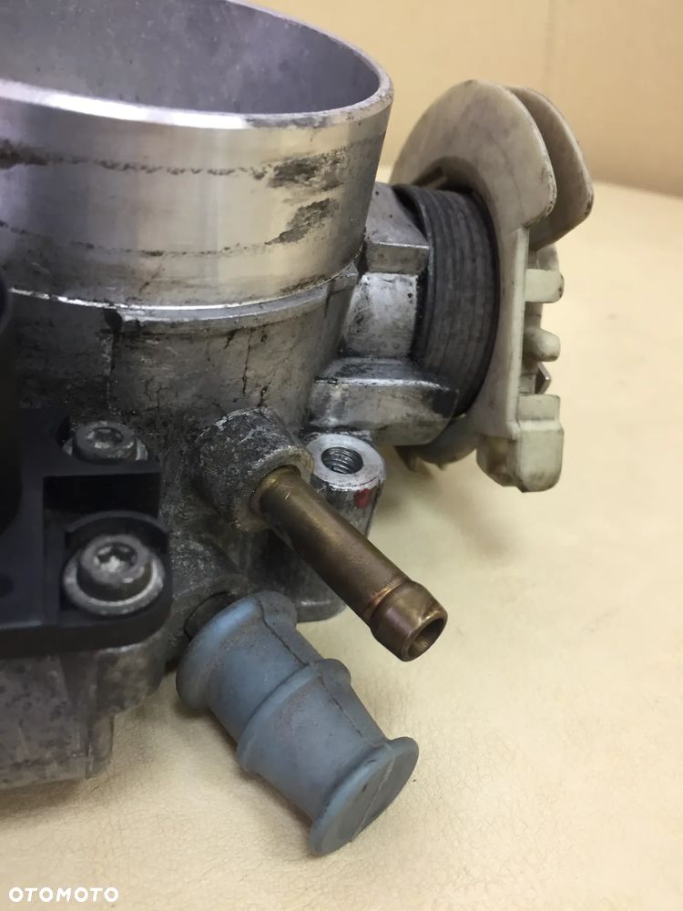 PRZEPUSTNICA VW PASSAT B5 AUDI A6 C5 2.4 V6 078133063AM - 8