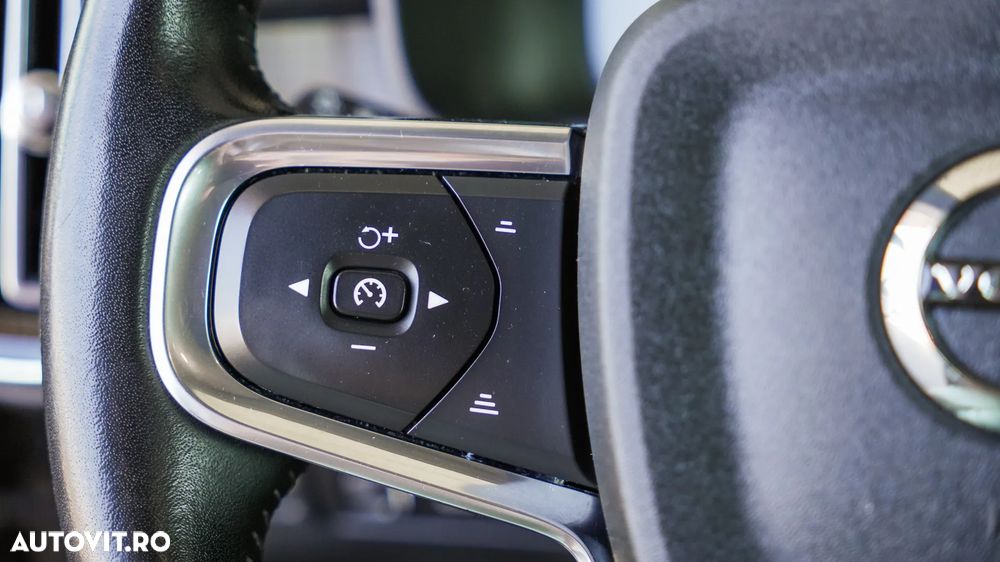 Volvo XC 40 Recharge T5 Twin Engine AT7 Inscription - 19