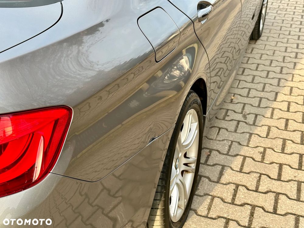 BMW Seria 5 530d Sport-Aut Modern Line - 30