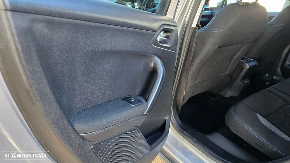 Peugeot 2008 1.2 PureTech Style - 19