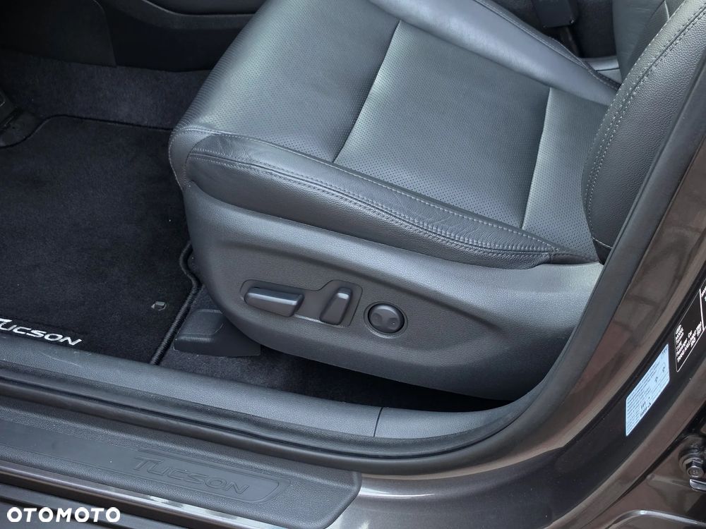 Hyundai Tucson - 16
