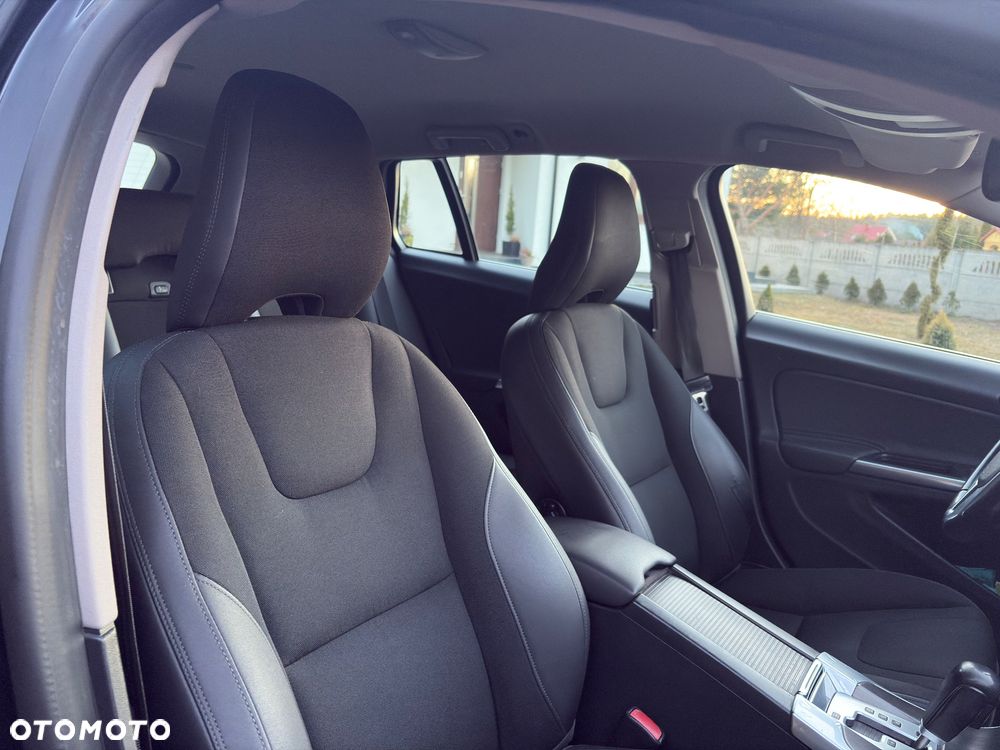 Volvo V60 - 30