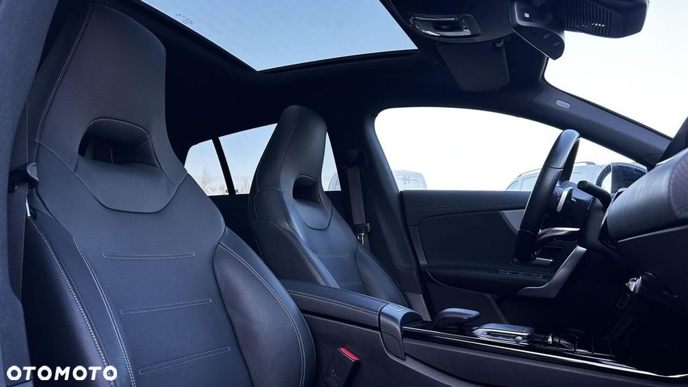 Mercedes-Benz CLA 200 d 4-Matic AMG Line 8G-DCT - 25