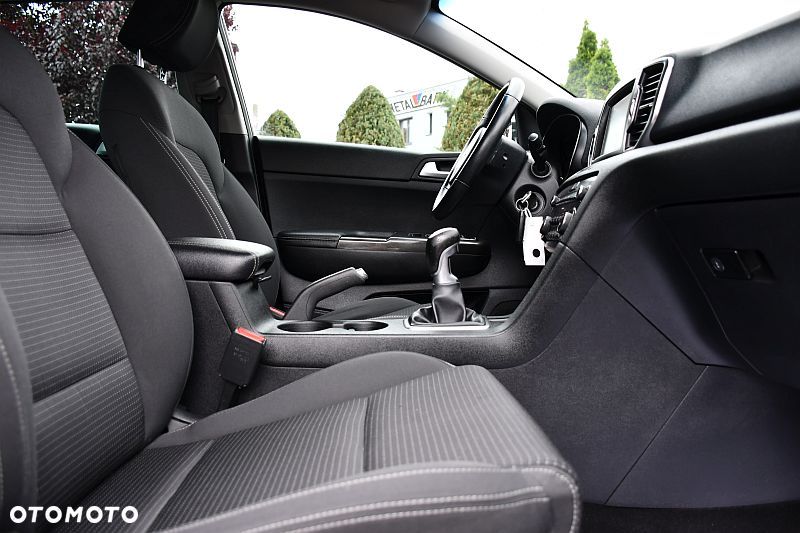Kia Sportage 1.6 GDI 2WD Black Edition - 7