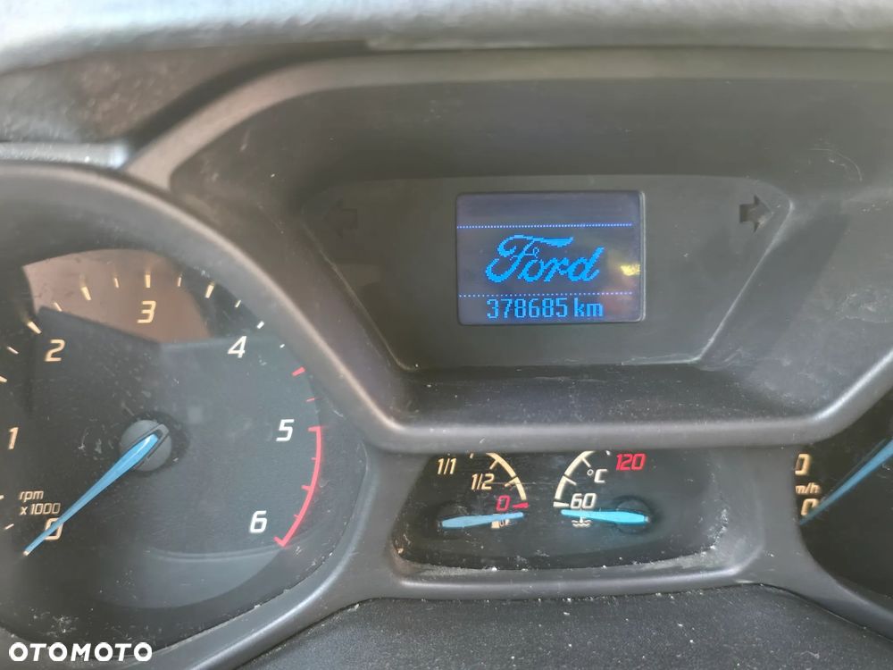 Ford Transit Connect - 20